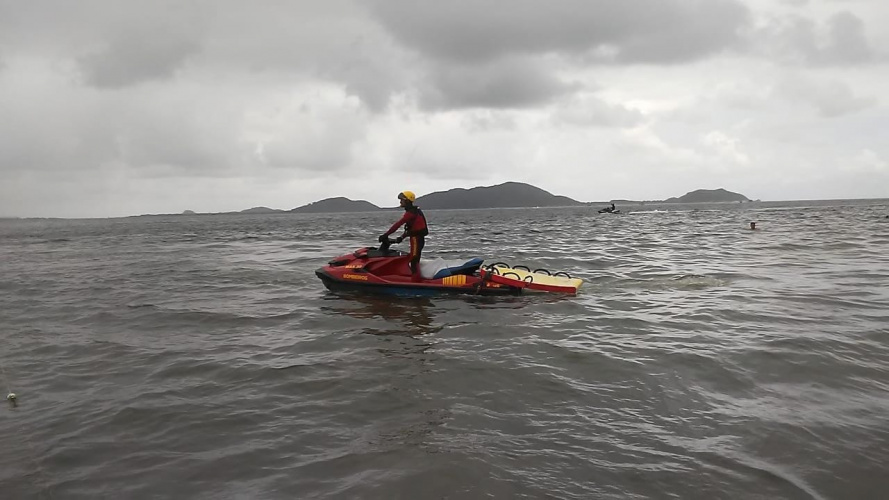 Corpo de Bombeiros encontra corpo que pode ser de garoto que se afogou no domingo