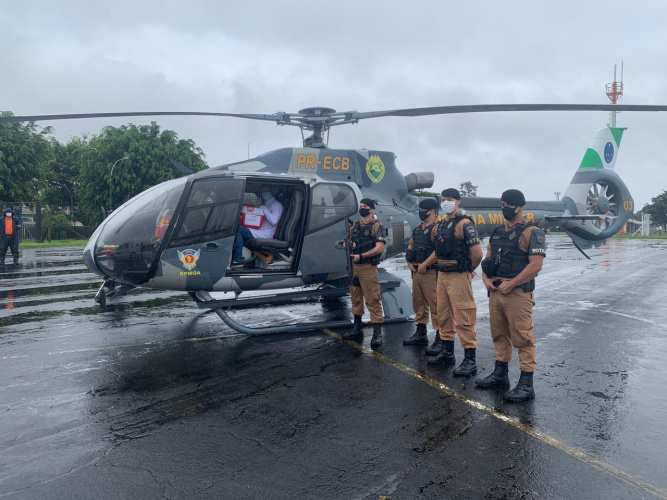 Polícia Militar presta apoio na distribuição de vacinas no litoral do Paraná