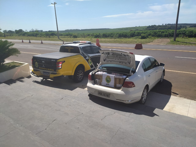 Em menos de uma hora, Polícia Rodoviária Estadual apreende 25 mil maços de cigarros, em ações separadas, na cidade de Perobal