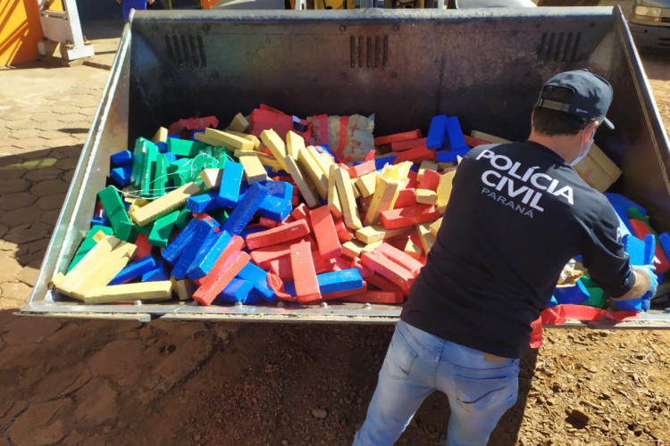 PCPR incinera 4 toneladas de drogas em Cascavel