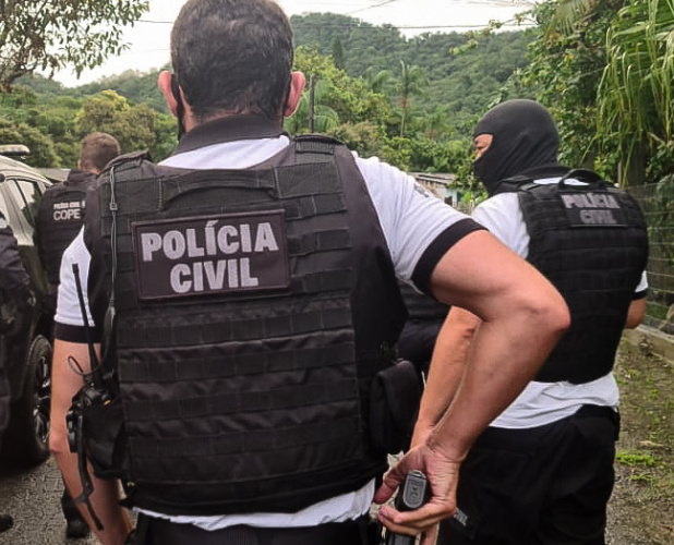 PCPR prende suspeito de homicídios em frente à distribuidora de bebidas na CIC