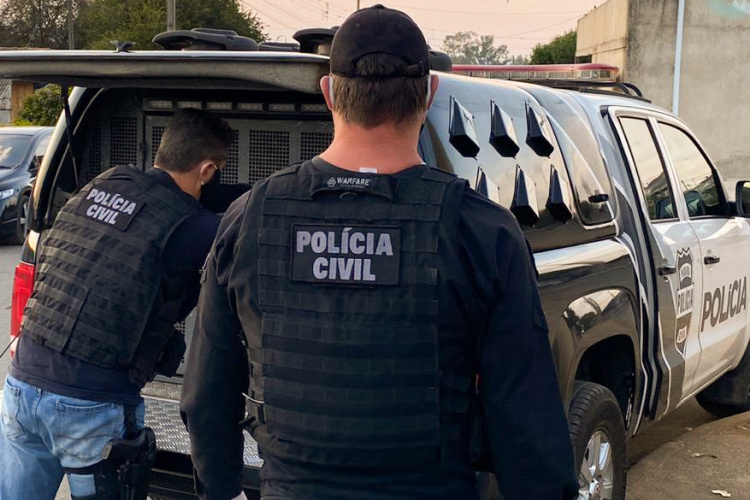 PCPR, PF e PMPR apreendem cerca de 43 quilos de maconha na fronteira com o Paraguai