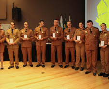  Com entrega de medalhas, o Centro de Educação Física e Desportos da PM comemora 28 anos de criação em Curitiba 