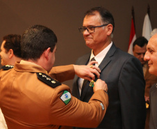  Com entrega de medalhas, o Centro de Educação Física e Desportos da PM comemora 28 anos de criação em Curitiba 
