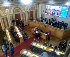 Polícia Científica recebe homenagem na Câmara Municipal de Vereadores de Curitiba