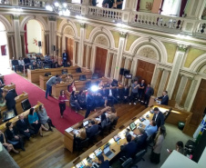 Polícia Científica recebe homenagem na Câmara Municipal de Vereadores de Curitiba