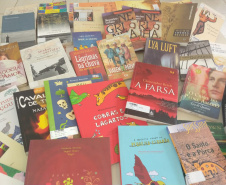 Livros doados ao Depen vão reforçar remição de pena pela leitura