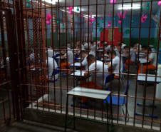 Provas do Enem são aplicadas aos privados de liberdade de todo o Paraná