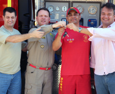 Corpo de Bombeiros recebe novo caminhão para suporte em combate a incêndios e acidentes de trânsito em Guaratuba (PR)