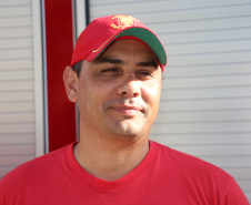 Corpo de Bombeiros recebe novo caminhão para suporte em combate a incêndios e acidentes de trânsito em Guaratuba (PR)