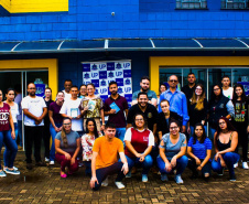 Estudantes visitam unidades de Londrina e doam livros ao Depen 