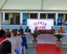 Penitenciária Industrial de Cascavel inaugura telecentro, forma estudantes e lança livro de poesias