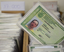  Paraná já emite novo modelo de carteira de identidade