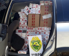 Policiais apreende veículo com caixas de cigarros contrabandeados em Tuneiras do Oeste, no Noroeste do estado