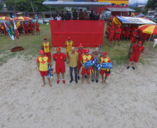 Corpo de Bombeiros forma nova turma de guarda-vidas