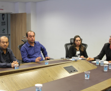   Secretario recebe representantes de Porecatu e Andirá