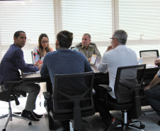 Secretário coronel Marinho recebe deputado Goura