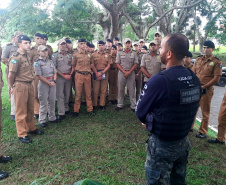 PCPR ministra palestra sobre drogas para bombeiros e policiais militares na RMC