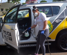  Viaturas da PM de Pato Branco passam por oxi-sanitização para combater a contaminação do coronavírus 