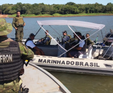 Polícia Militar faz orientações à população e reforça presença nas ruas do Paraná no combate ao coronavírus 