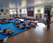 Batalhão da PM de Guarapuava (PR), promove encontros com meditação para policiais militares da unidade