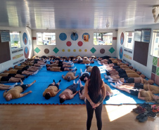 Batalhão da PM de Guarapuava (PR), promove encontros com meditação para policiais militares da unidade