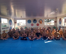 Batalhão da PM de Guarapuava (PR), promove encontros com meditação para policiais militares da unidade