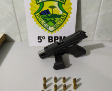 PM apreende pistola, drogas e dinheiro no Norte do estado; três pessoas acabaram presas