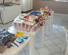 Depen de Cascavel arrecada 850 kg de alimentos não perecíveis e 50 cestas básicas para doação