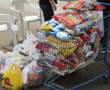 Depen de Cascavel arrecada 850 kg de alimentos não perecíveis e 50 cestas básicas para doação