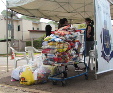 Depen de Cascavel arrecada 850 kg de alimentos não perecíveis e 50 cestas básicas para doação
