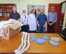 Penitenciária de Londrina produz escudos faciais e novo modelo de máscaras para hospitais da região