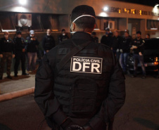 PCPR prende oito pessoas envolvidas em furtos e roubos de veículos em Curitiba e RMC