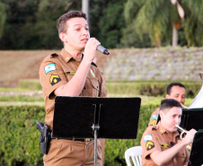 Banda de Música da PM faz live em homenagem ao Dia das Mães no Jardim Botânico em Curitiba