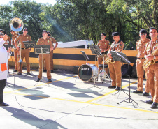 Banda de Música da PM faz homenagem para enfermeiros do Hospital da PM no Dia Internacional da Enfermagem