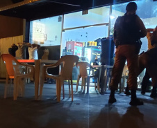Durante operação Ostensividade II, PM prende duas pessoas em Cianorte, no Noroeste do estado