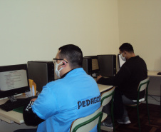 Presos do Paraná cursam ensino superior à distância com bolsa de estudos