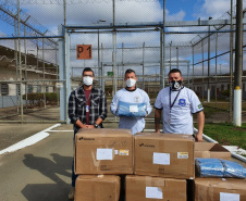 Casa de Custódia de Piraquara distribui 3 mil máscaras de proteção aos detentos
