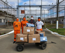 Casa de Custódia de Piraquara distribui 3 mil máscaras de proteção aos detentos