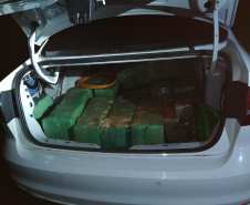 Mais de uma tonelada de maconha é apreendida em Santo Antônio da Platina