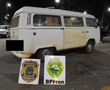 BPFron apreende R$ 1,3 milhão em cigarros contrabandeados e veículos em Guaíra, no oeste do Paraná