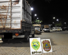 BPFron apreende R$ 1,3 milhão em cigarros contrabandeados e veículos em Guaíra, no oeste do Paraná