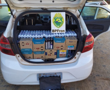  Em situações distintas, BPFron apreende garrafas de vinho, de azeite de oliva e desodorantes contrabandeados no Sudoeste do estado 