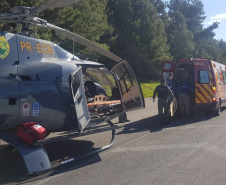 Em Campo Largo, vítima de acidente de carro é resgatada por aeronave da Polícia Militar