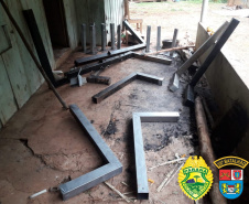 Nos Campos Gerais, PM encontra artefatos explosivos e miguelitos após denúncia anônima