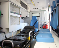 Hospital da PM recebe nova ambulância com suporte avançado para atendimento a pacientes