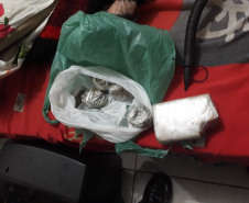 PM prende quatro pessoas envolvidas com tráfico de drogas no Litoral durante Operação Ankle