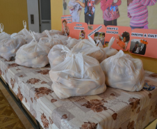 Trabalho social do Depen e do Rotary Club distribui pães para instituições de Cascavel