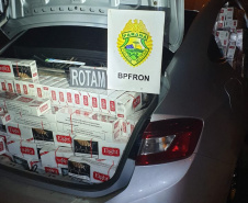 BPFron apreende carro carregado com cigarros contrabandeados no Oeste do estado