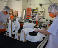 Presos do Paraná já produziram 2 milhões de unidades de EPIs